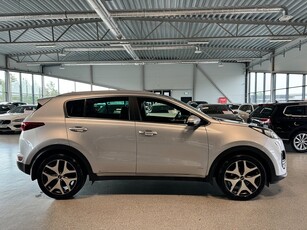 Kia Sportage 2.0 CRDi AWD Panorama Skinn GT line B-Kamera GPS