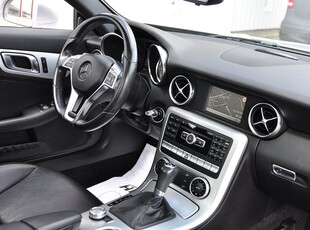 Mercedes-Benz SLK 184hk Automat Panoramaglastak Skinn GPS