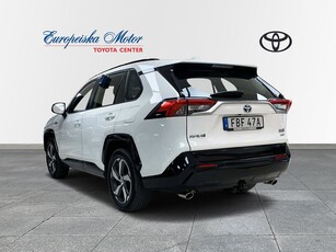 Toyota RAV4 2.5 Plug-In AWD Active / Drag / V-Hjul/M-Värmare