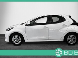 Toyota Yaris 1.5 HYBRID CVT NAV BACKKAMERA NYSERVAD