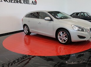 Volvo V60 D3 Geartronic Summum (163hk) Ny bes Drag