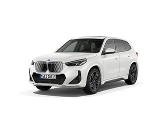 BMW iX1xDrive30 M-Sport Travel HK RÄNTA 2025, SUV