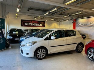 Toyota Yaris1.33 Dual VVT-i Backkamera Nybesiktad SoV AC 2013, Halvkombi