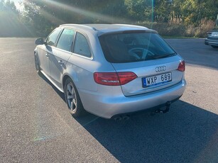 Audi A4 Avant 2.0 TDI DPF Proline Nybesiktad AC Servad Dragkrok