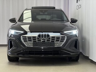 Audi Q8 55 e-tron quattro S-line - SELECTION/DRAG/