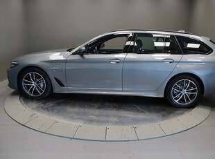 BMW 530e xDrive Touring / M Sport / Adaptiv farthållare/Drag