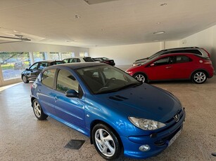 Peugeot 206 1.6 automat xs lågmil 9.000mil 1ägare