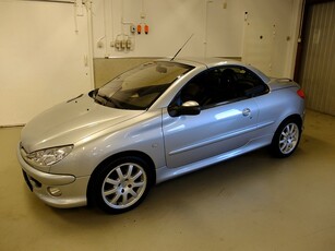 Peugeot 206 CC 2.0 Cab Mycket fin 1 Äg sedan 2007 Ny Kamrem