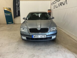 Skoda Octavia 2.0 FSI Euro 4 m-värmare / DRAGKROK / AUTOMAT