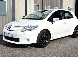 Toyota Auris 1.6 Valvematic Plus|Drag|V-hjul|Nav|