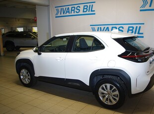 Toyota Yaris Cross Hybrid AWD-i e-CVT Active 116 hk