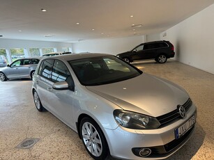 Volkswagen Golf 1.8tsi automat välvårdad ny bes lågmil