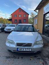 Volvo V70 2.4 Business Auto Bes Drag/Avbet:-510 kr / mån