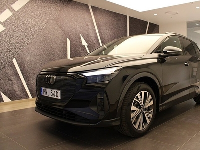 Audi e-tron quattroQ4 Quattro 45 PROLINE 1 2023, Personbil