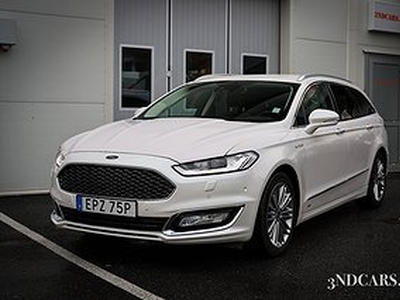 Ford Mondeo 2.0 TDCi AWD Titanium Plus VIGNALE Värmare Kombi