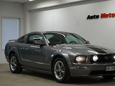 Ford Mustang GT 4.6 V8 300hk Magnaflow/Clean carfax