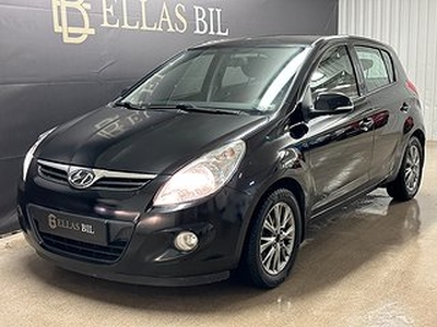 Hyundai i20 5-dörrar 1.2 AUX NYSER NYBES 9670 MIL 536: SKATT