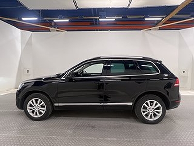 Volkswagen Touareg 3.0 TDI V6 4M D-värme Premium Skinn Drag