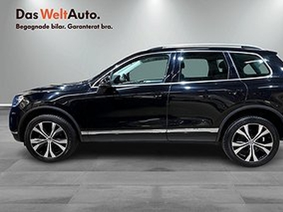 Volkswagen Touareg TDI204 V6 4M Drag/P-värmare/Navigation