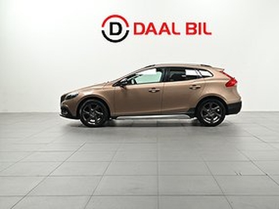 Volvo V40 Cross Country D2 115HK MOMENTUM PVÄRM DRAG VOC