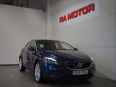 Volvo V40 D3 150hk | Ocean Race | Pano | Navi | D-Värm