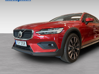 Volvo V60Cross Country B4 AWD Diesel Plus 2023, Kombi