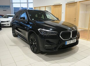 BMW X1 xDrive25e Sport line P-Värmare Läder HUD Navi Kamera