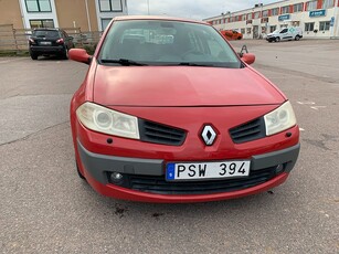 Renault Mégane 1.6 Besiktad Servad AC