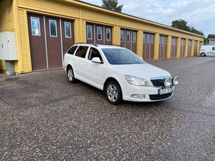 Skoda Octavia Kombi 2.0 TDI Elegance Euro 5