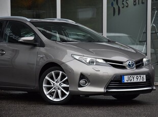 Toyota Auris Touring Sports Hybrid e-CVT GPS KAMERA 136HK