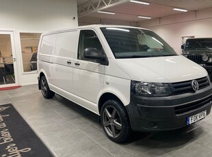 Volkswagen T5Transporter T30 2.0 TDI Lång Värmare Dragkrok 2015, Minibuss