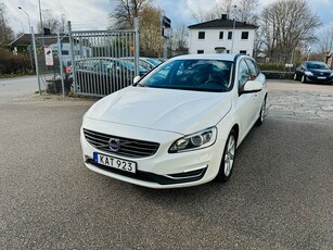 Volvo V60 D3 150HK MOMENTUM GEARTRONIC / VÄRMARE