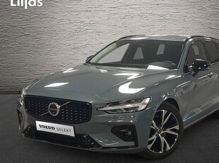 Volvo V60B4 Bensin Plus Dark 2023, Kombi