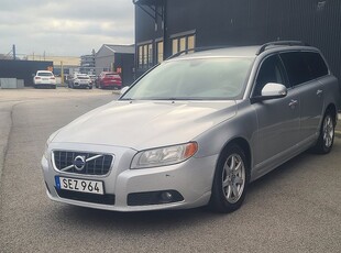 Volvo V70 1.6D DRIVe Momentum Euro 4, Dragkrok, Besiktigad