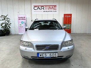 Volvo V70 2.5T Kinetic 210hk / Nybes / Dragkrok / Fint skick