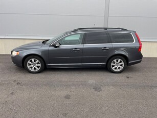 Volvo V70 D3 Geartronic Momentum /Automat / P-Sensor/ lågmil