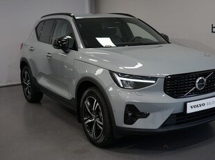 Volvo XC40B3 FWD Bensin Plus Dark 2024, SUV