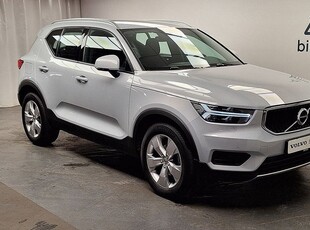 Volvo XC40T2 FWD Momentum 2022, SUV