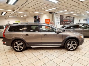 Volvo XC70 D5 AWD Geartronic Summum Drag Välvårdad