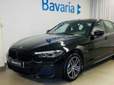 BMW 535530e xDrive M-Sport Backkamera Keyless Värmare HiFi Drag 2023, Sedan