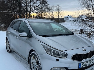 Kia Cee´dCEED cee'd_sw 1.6 CRDi Manuell, , Nybes 1 Ägare 2014, Halvkombi