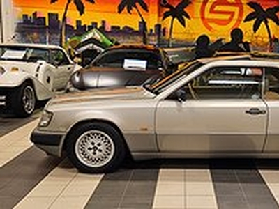 Mercedes-Benz E 230 C Coupé,Automat, Besiktigad