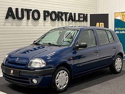 Renault Clio 5-dörrars Halvkombi 1.2 14800 MIL