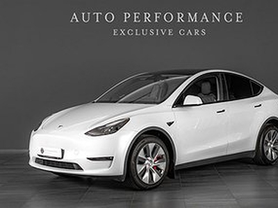 Tesla Model Y Long Range Leasebar Vinterdäck Sensorer / Hemleverans /