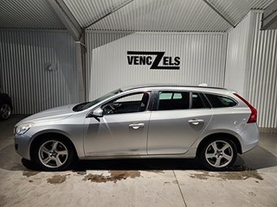 Volvo V60 D2 Momentum Dragkrok Värmare Fin