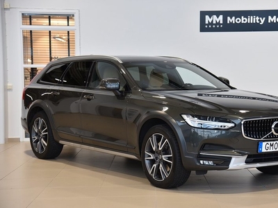 Volvo V90Cross Country Polestar D5 AWD Automat Momentum PRO 2019, Kombi