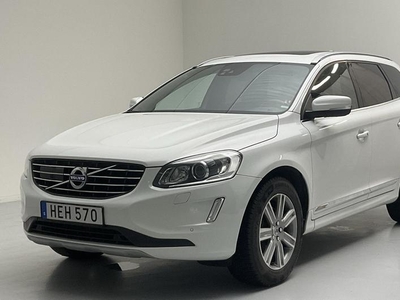 Volvo XC60D4 AWD 2017, SUV