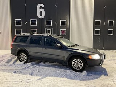 Volvo XC70 D5 AWD Summum. 185hk. 2006 *Auktion