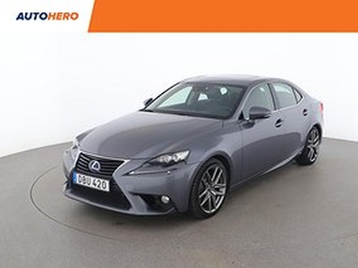 Lexus IS 300h 2.5 CVT Luxury *FRI HEMLEVERANS* / GPS, PDC