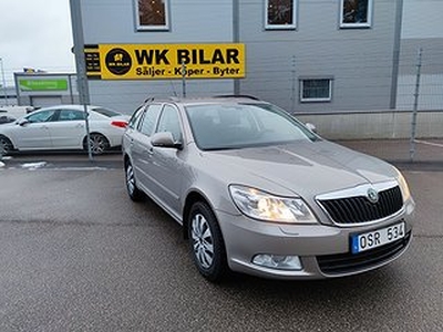 Skoda Octavia Kombi 1.6 MPI Multifuel Euro 4 Ny servad/Parkeringssensorer